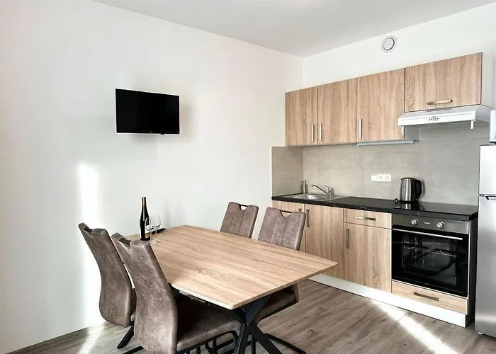 Sky Apartments 505